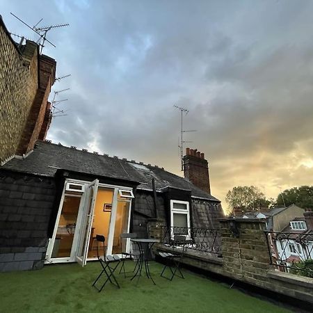 Spacious Two Bedroom Flat In Prestigious Highgate. Londres Extérieur photo